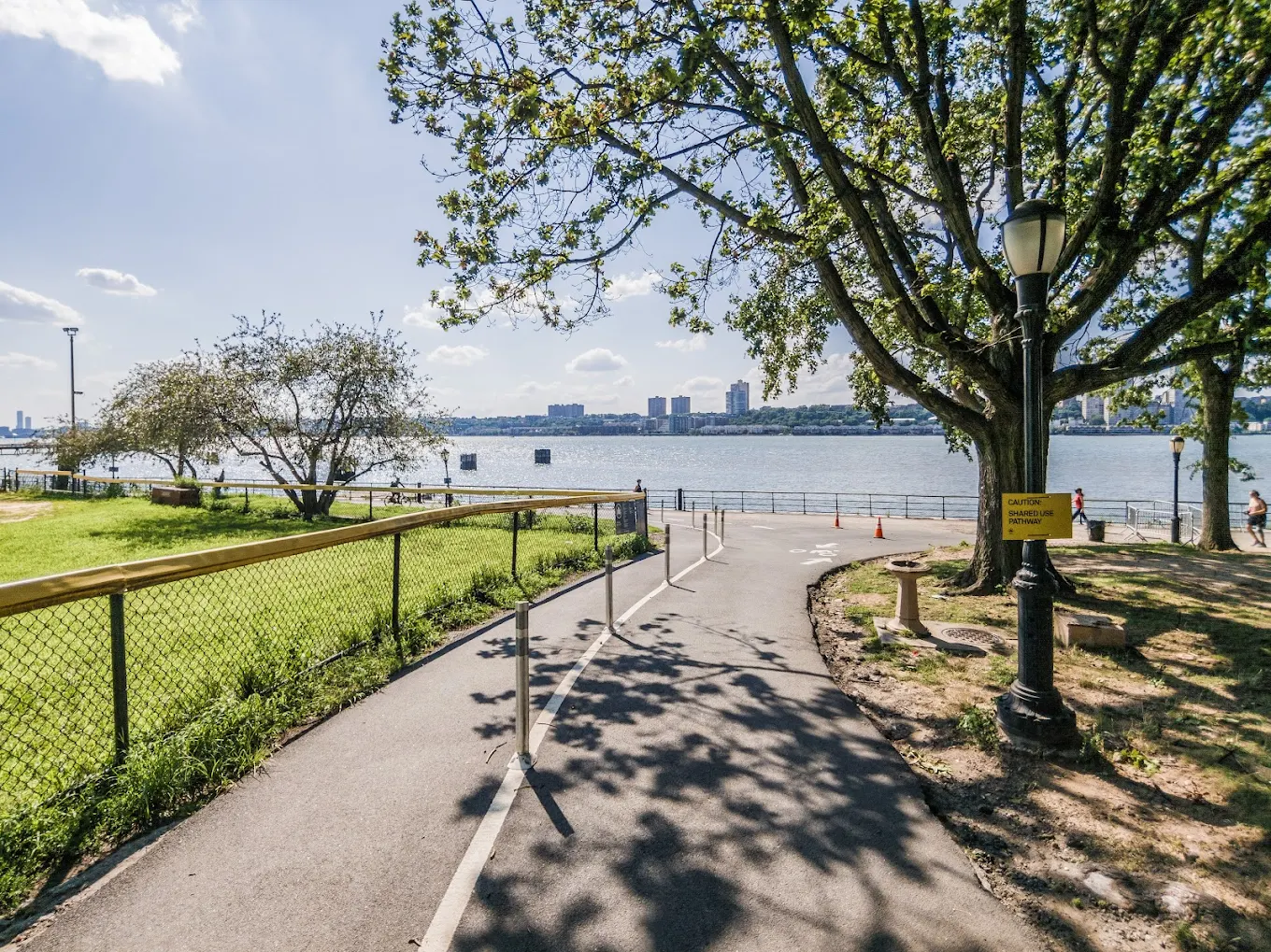 Community in Riverside Park